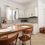 Almar Apartment *